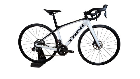 TREK Domane SLR 7 | Disc | SRAM Force | RH 47 TREK Domane SLR 7 | Disc | SRAM Force | RH 47