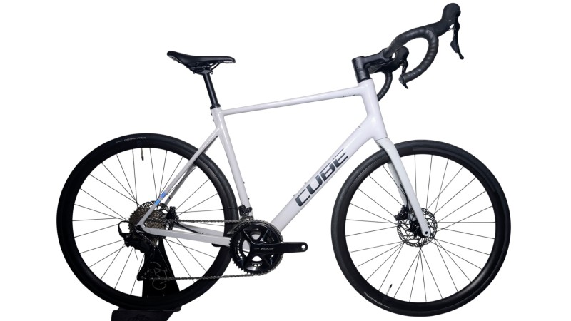 Cube Attain SLX | Shimano 105 | Gr. 60 Bicycle Republic