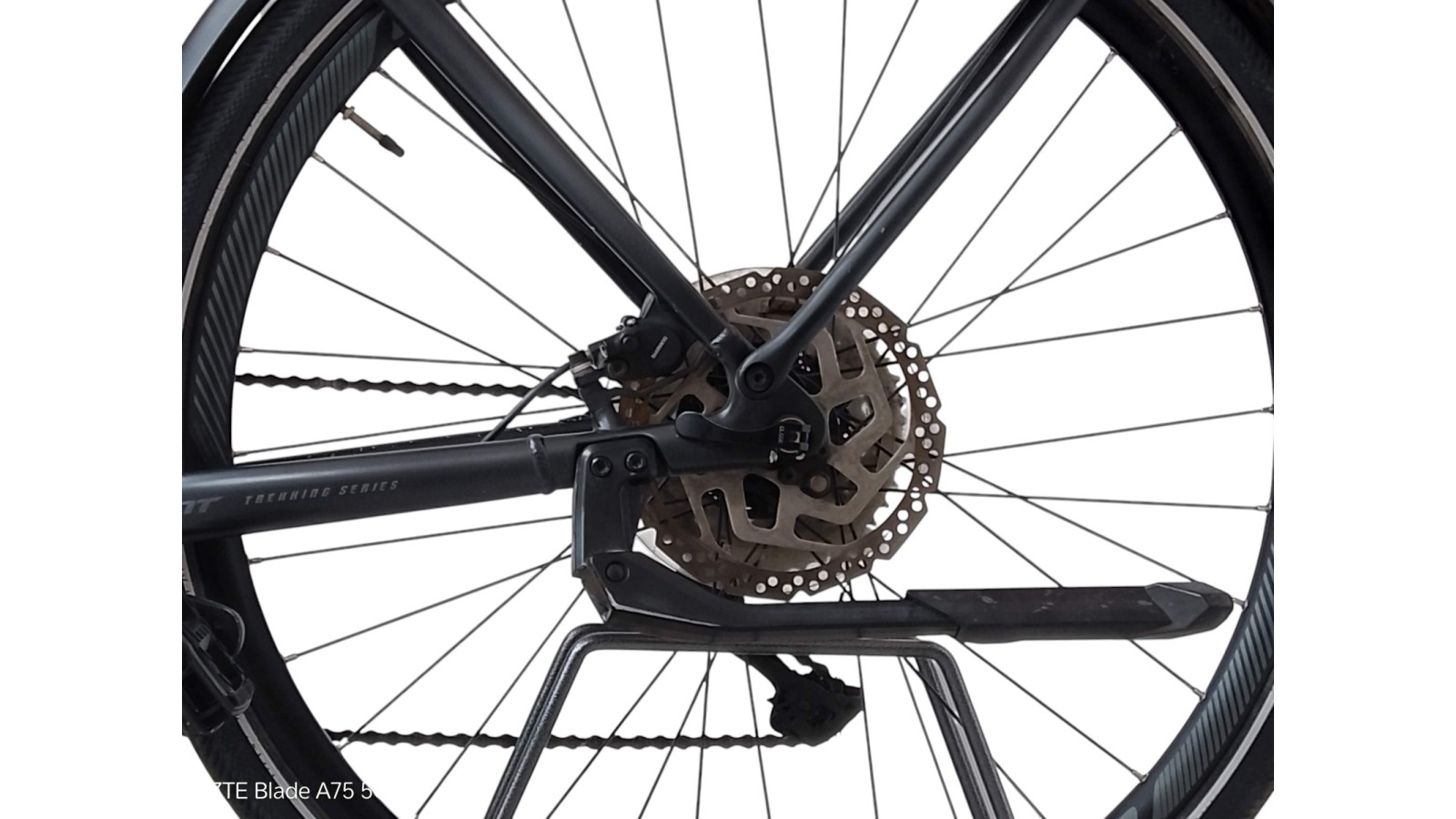 E-Bike | HAIBIKE Trekking 7 | Giant Explore E+1 Sport GTS| L E-Bike | HAIBIKE Trekking 7 | Giant Explore E+1 Sport GTS| L
