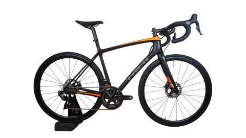 TREK Émonda SLR7 | Disc | Shimano Ultegra Di2 | RH 54 TREK Émonda SLR7 | Disc | Shimano Ultegra Di2 | RH 54