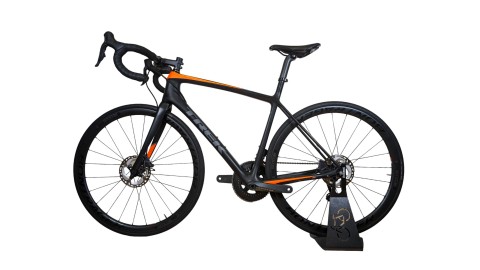 TREK Émonda SLR7 | Disc | Shimano Ultegra Di2 | RH 54 TREK Émonda SLR7 | Disc | Shimano Ultegra Di2 | RH 54