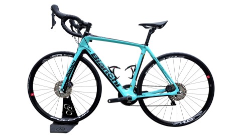 Bianchi München Gebraucht | Bianchi Infinito CV | Shimano Ultegra | 55