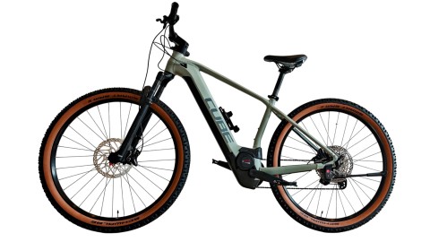 Cube München Gebraucht |Cube Reaction Hybrid Race 625 | Bosch | L